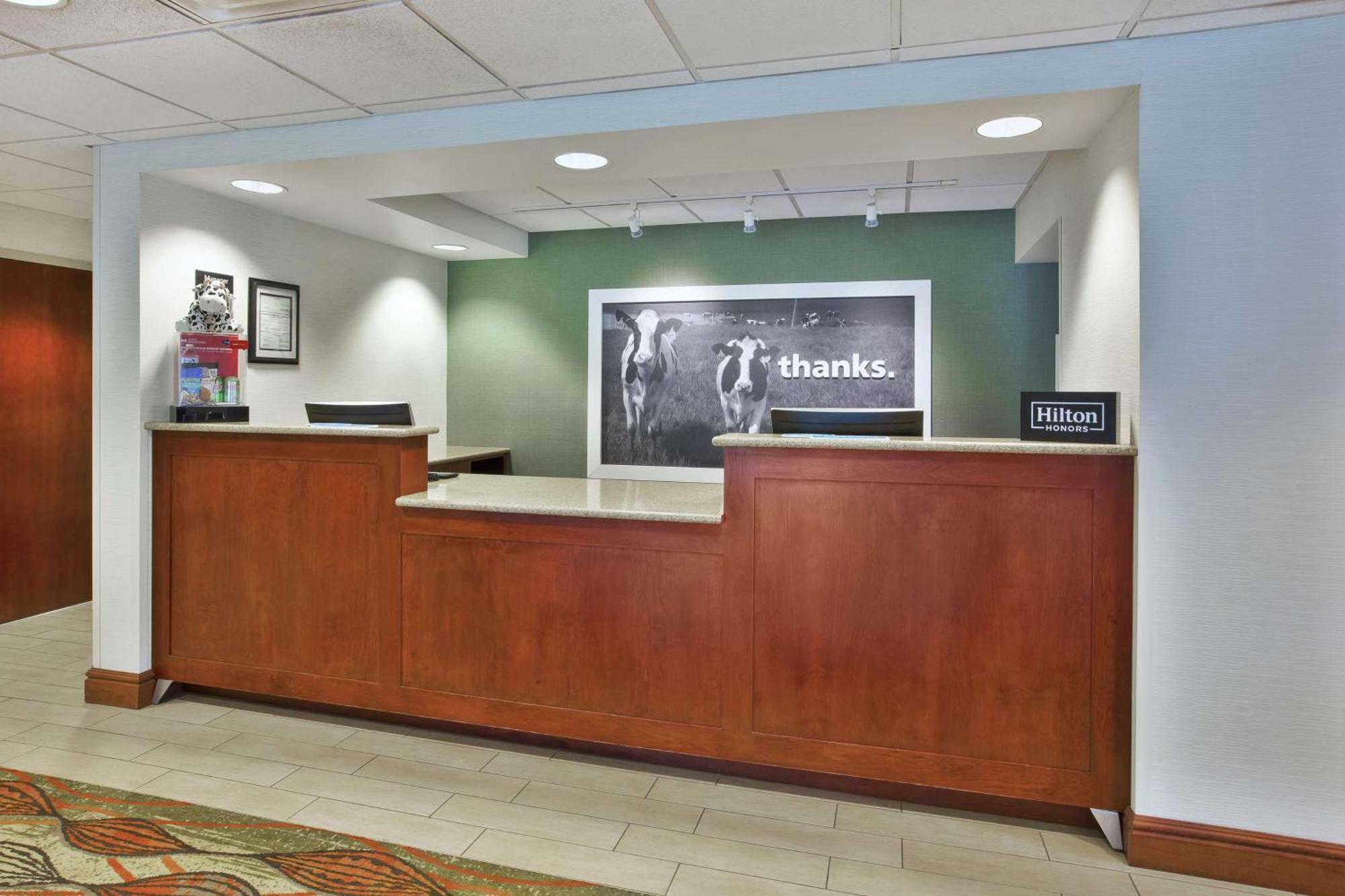 Hampton Inn Уайт Ривър Джънкшън Екстериор снимка