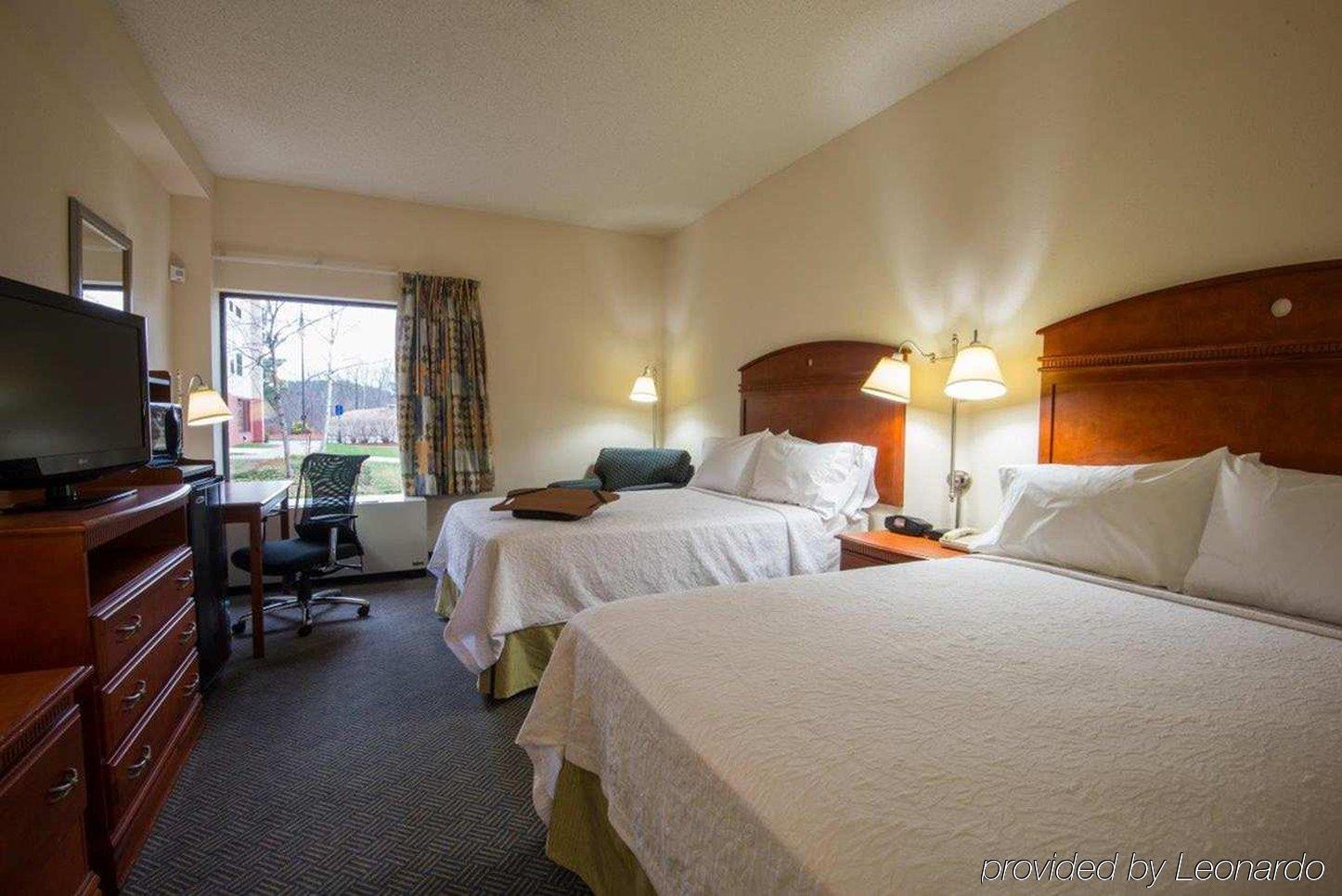 Hampton Inn Уайт Ривър Джънкшън Екстериор снимка